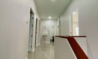 4 Bedroom House for sale in Ban Waen, Chiang Mai