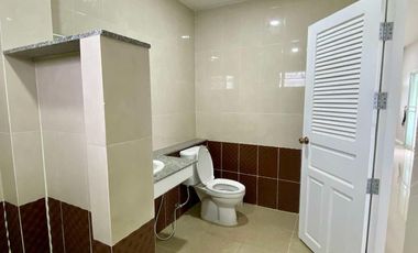 4 Bedroom House for sale in Ban Waen, Chiang Mai