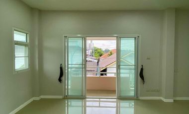 4 Bedroom House for sale in Ban Waen, Chiang Mai