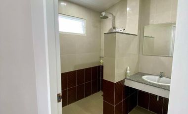 4 Bedroom House for sale in Ban Waen, Chiang Mai