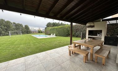 Casa en Alquiler temporario en B. Rumenco