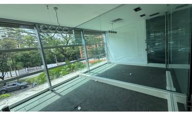 SE ARRIENDA  LOCAL COMERCIAL  EN EL POBLADO