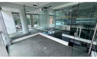 SE ARRIENDA  LOCAL COMERCIAL  EN EL POBLADO