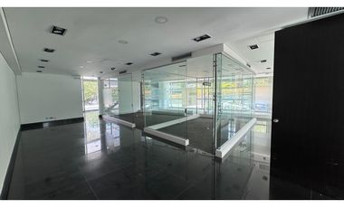 SE ARRIENDA  LOCAL COMERCIAL  EN EL POBLADO