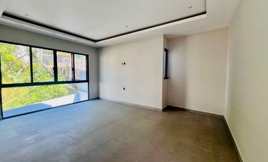 Casa en Fraccionamiento en Lomas de Atzingo Cuernavaca - ROQ-1253-Fr