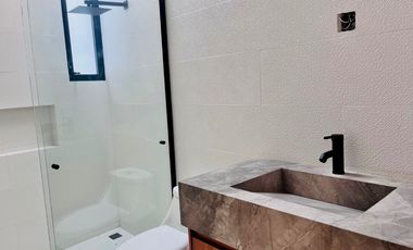 Casa en Fraccionamiento en Lomas de Atzingo Cuernavaca - ROQ-1253-Fr