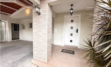 VENTA DE CASA EN VERSALLES (15)