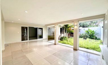 VENTA DE CASA EN VERSALLES (15)