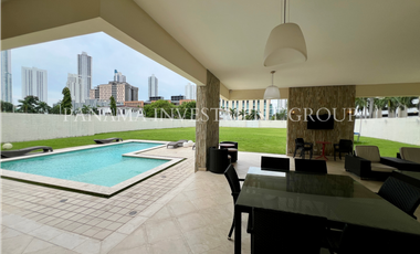 LUJOSA CASA EN COSTA DEL ESTE - 6558DA