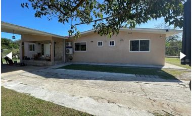 SE VENDE CASA DE 4 HABITACIONES Y AMPLIO PATIO EN SANTIAGO