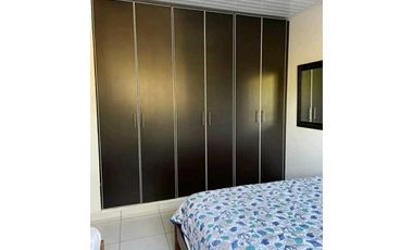 SE VENDE CASA DE 4 HABITACIONES Y AMPLIO PATIO EN SANTIAGO