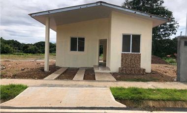 En venta casas Residencial La Villa River, La Villa de Los Santos.
