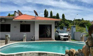 SE ALQUILA CASA AMOBLADA CON 6 HABITACIONES Y PISCINA EN SAN CARLOS