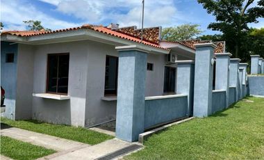 SE ALQUILA CASA AMOBLADA CON 6 HABITACIONES Y PISCINA EN SAN CARLOS