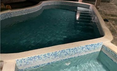 SE ALQUILA CASA AMOBLADA CON 6 HABITACIONES Y PISCINA EN SAN CARLOS
