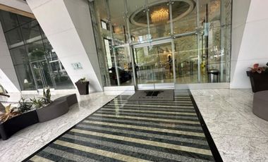 OFICINA EN CALLE 50 UBICADA EN PH F&F TOWER  A ESTRENAR  156M2