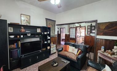 Casa en venta en Burzaco Este