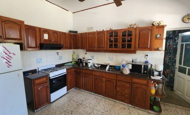 Casa en venta en Burzaco Este