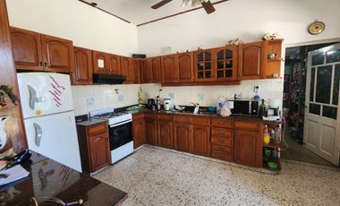 Casa en venta en Burzaco Este