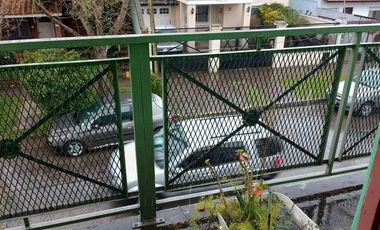 Casa PH en venta en Bernal Oeste