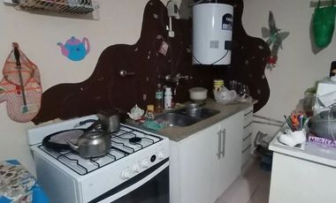 Casa PH en venta en Bernal Oeste