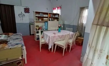 Casa PH en venta en Bernal Oeste