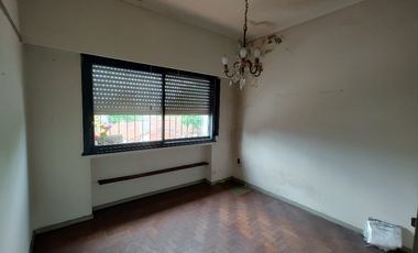 Casa PH en venta en Quilmes Oeste