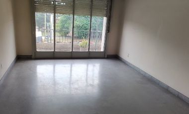Casa PH en venta en Quilmes Oeste