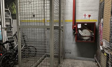 Venta - OPORTUNIDAD! Depto. 4 amb c/Balcón y Cochera