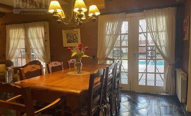 Casa en Lomas Este