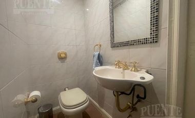Casa en Lomas Este
