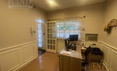Casa en Lomas Este