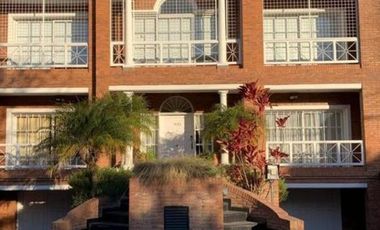 Casa en venta / alquiler en Martinez, San Isidro