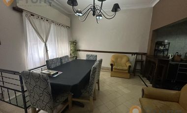 Casa en planta alta en Roca y Wheelwright