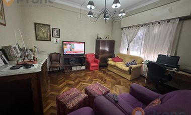 Casa en planta alta en Roca y Wheelwright
