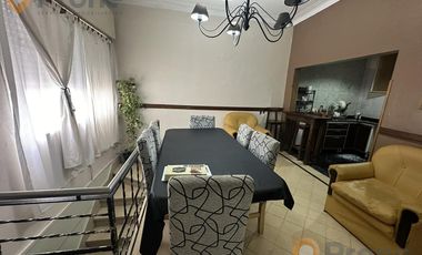 Casa en planta alta en Roca y Wheelwright