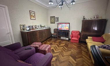 Casa en planta alta en Roca y Wheelwright