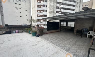 Casa en planta alta en Roca y Wheelwright