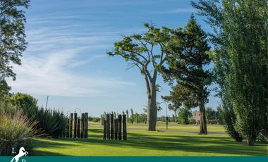 Terreno - La Rinconada - Golf - Tenis - Futbol