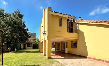 Casa 4 habitaciones y piscina, Venezuela 728 bis, Fisherton, Rosario