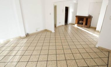 Oportunidad!! Impecable PH en venta