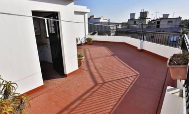 Oportunidad!! Impecable PH en venta