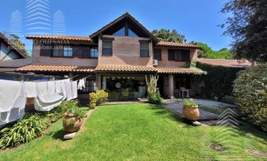 Una excelente casa de categoría,con detalles de lujo!
