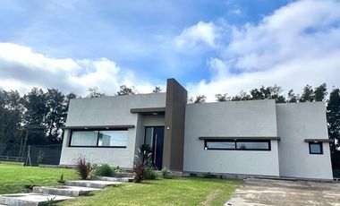 Casa 4 ambientes con piscina en venta y alquiler Hudson Park