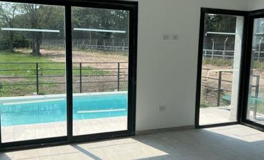 Casa 4 ambientes con piscina en venta y alquiler Hudson Park