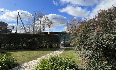 Casa en Ranelagh Venta de 4 ambientes sobre Avenida Eva Peron (Ex Sevilla) Ideal Comercio