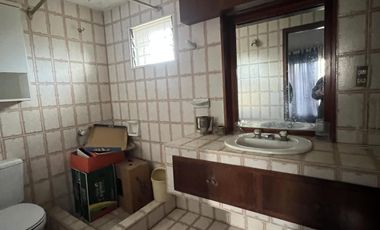 Casa en Ranelagh Venta de 4 ambientes sobre Avenida Eva Peron (Ex Sevilla) Ideal Comercio