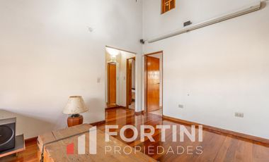 Venta Casa 5 ambientes Villa Ballester