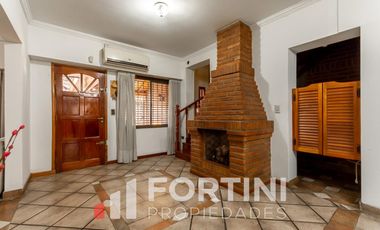 Venta Casa 5 ambientes Villa Ballester