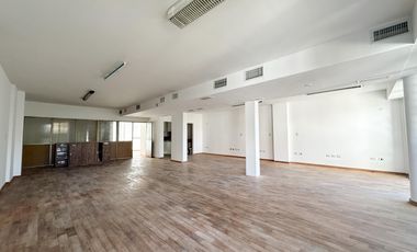 Oficina en Venta, Centro, Rosario, amplia y luminosa !